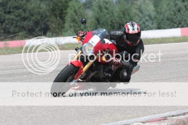 http://i381.photobucket.com/albums/oo253/Guzzila/IMG_0253.jpg