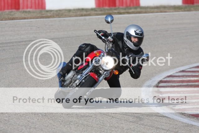 http://i381.photobucket.com/albums/oo253/Guzzila/IMG_1971.jpg