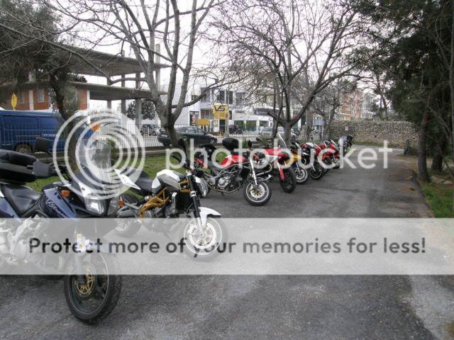 http://i381.photobucket.com/albums/oo253/Guzzila/P3290072.jpg